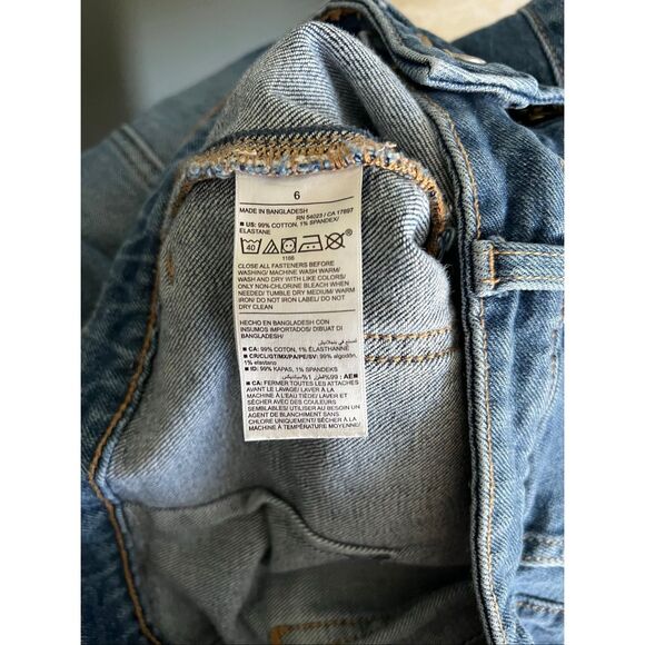 Old Navy Women's Size 6 High Rise Ankle Length Patchwork Jeans Blue - Picture 6 of 6